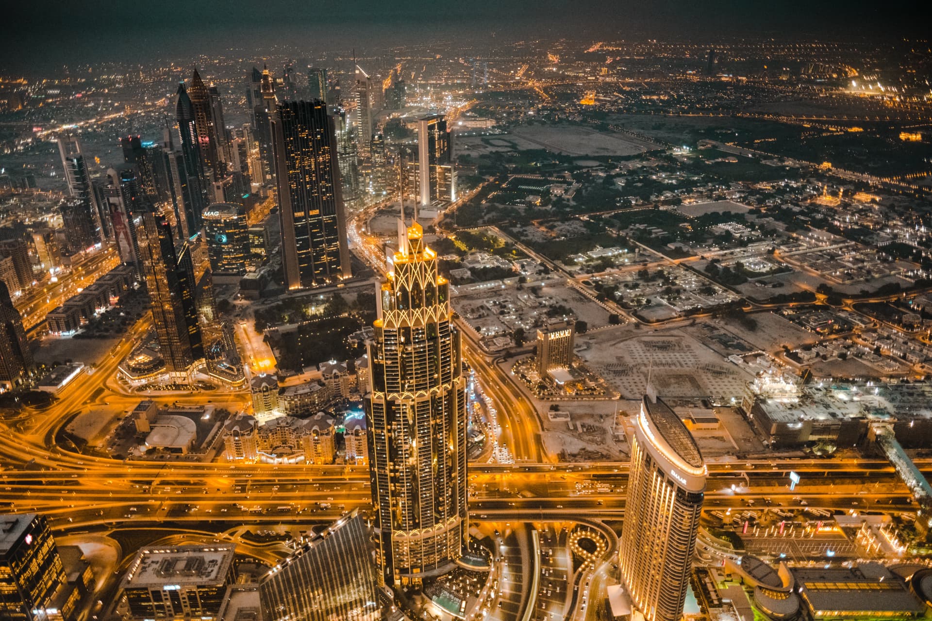 Boardroom overlooking the Dubai skyline at night